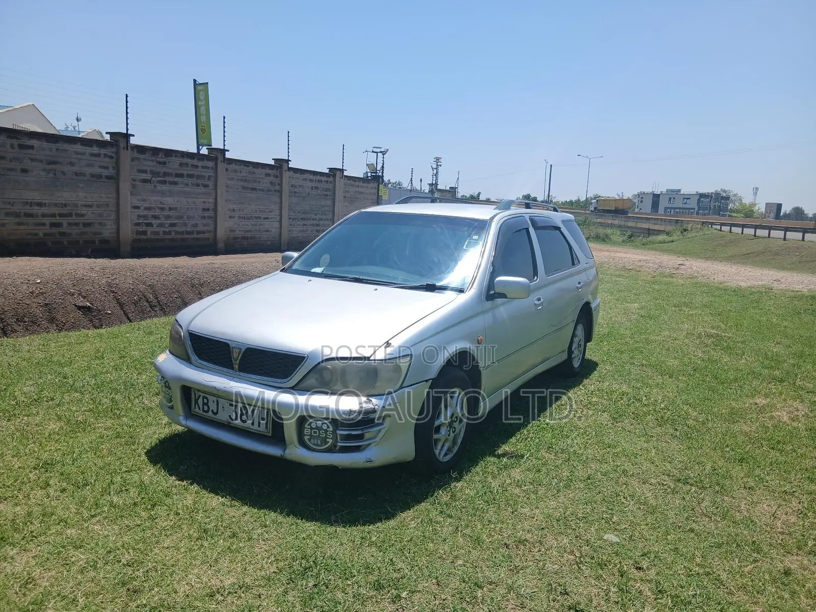 Toyota Vista 2001 Silver