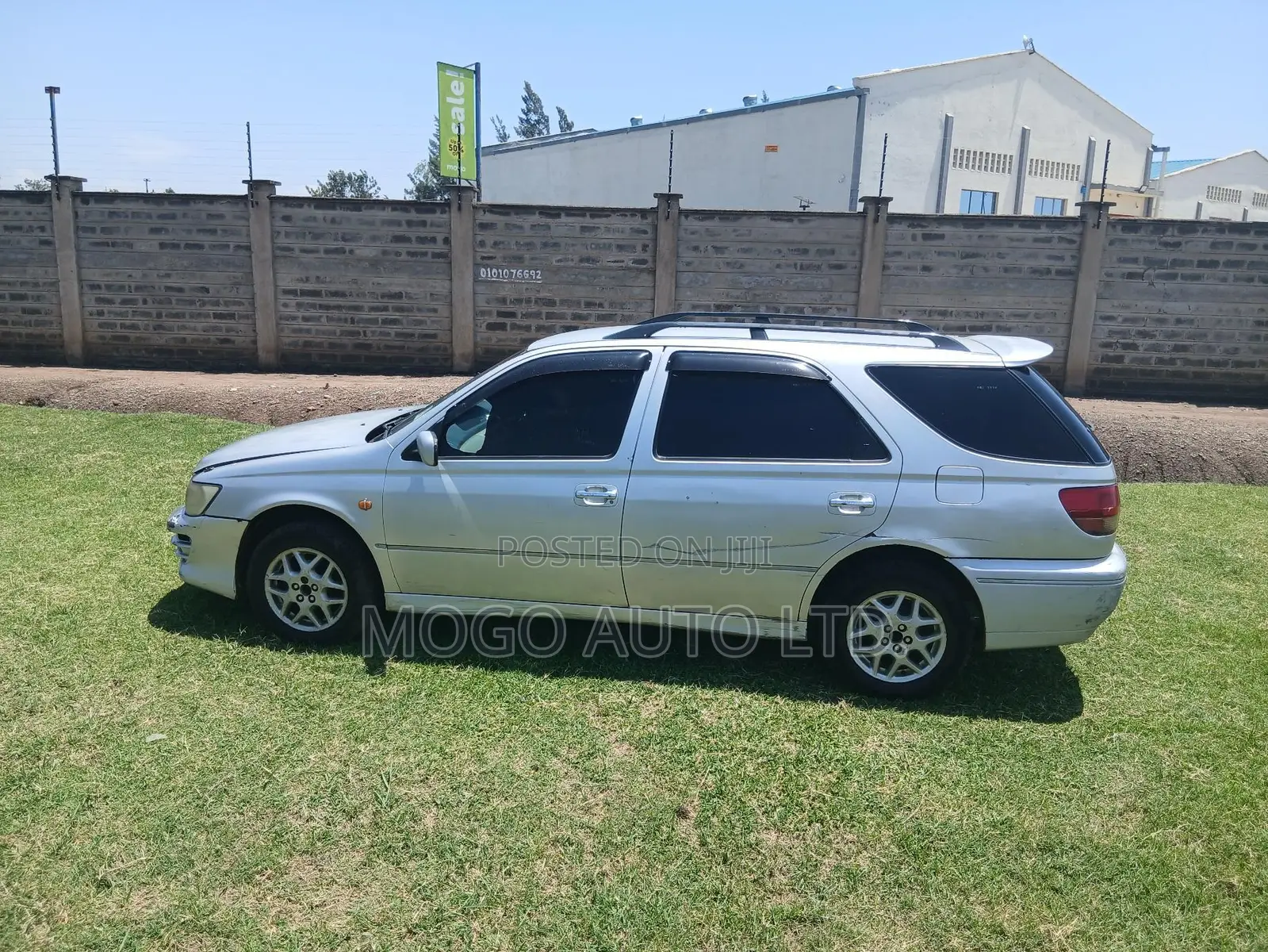 Toyota Vista 2001 Silver