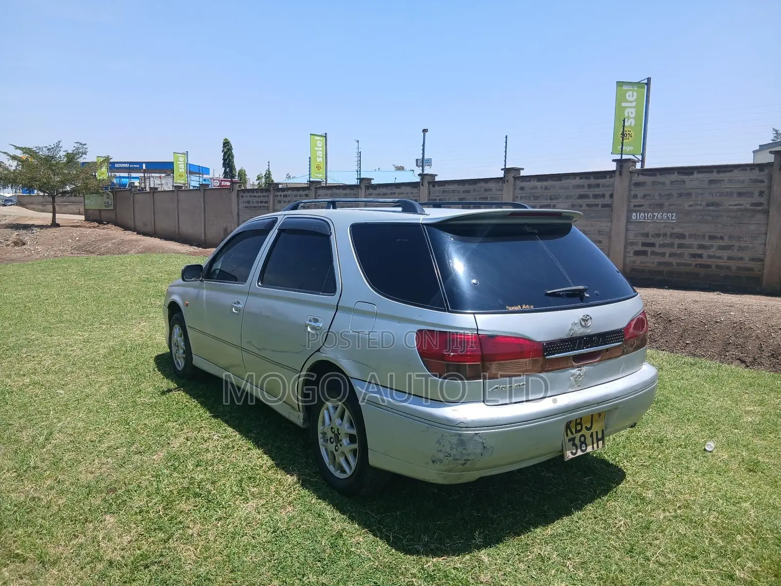 Toyota Vista 2001 Silver