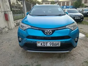 Toyota RAV4 2016 Blue