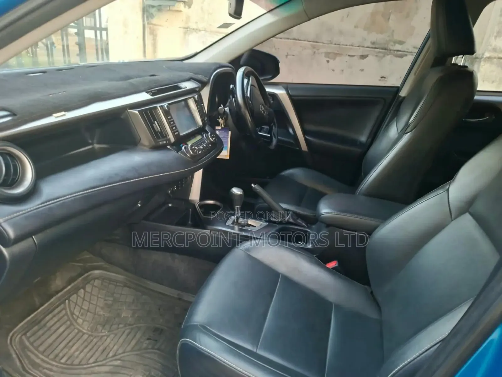 Toyota RAV4 2016 Blue