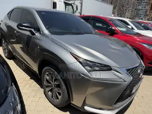 Toyota Lexcen 2015 Gray