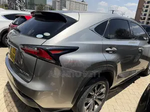 Toyota Lexcen 2015 Gray