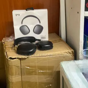P9 Bluetooth Stereo Headphones With Stylish Over Ear Fit