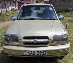Suzuki Escudo 2005