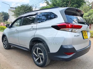Toyota Rush 2019 Silver