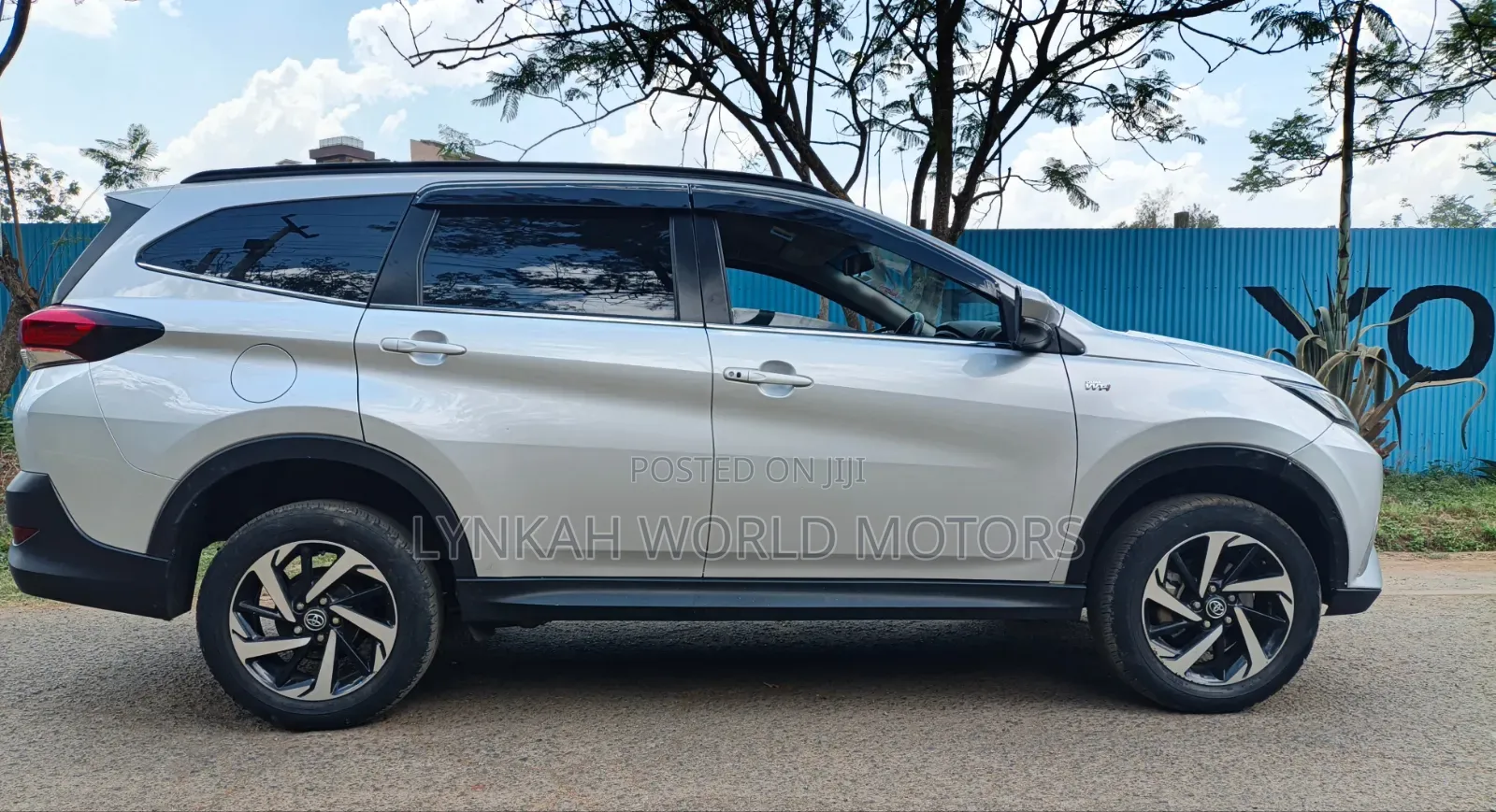 Toyota Rush 2019 Silver
