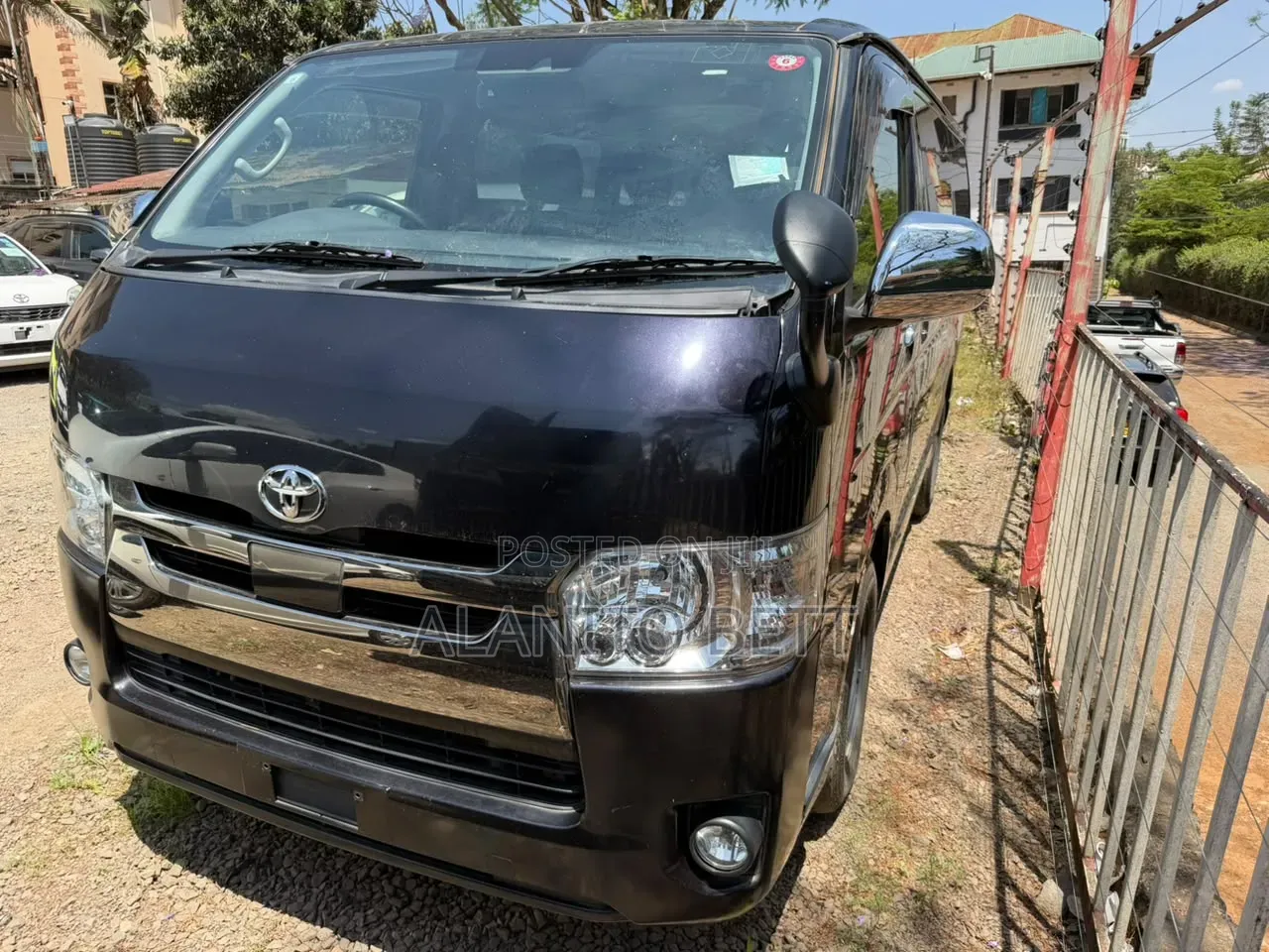 Toyota HiAce 2018 Black