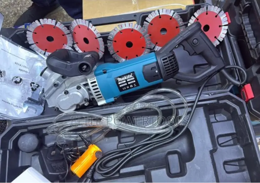 Makita Wall Chaser