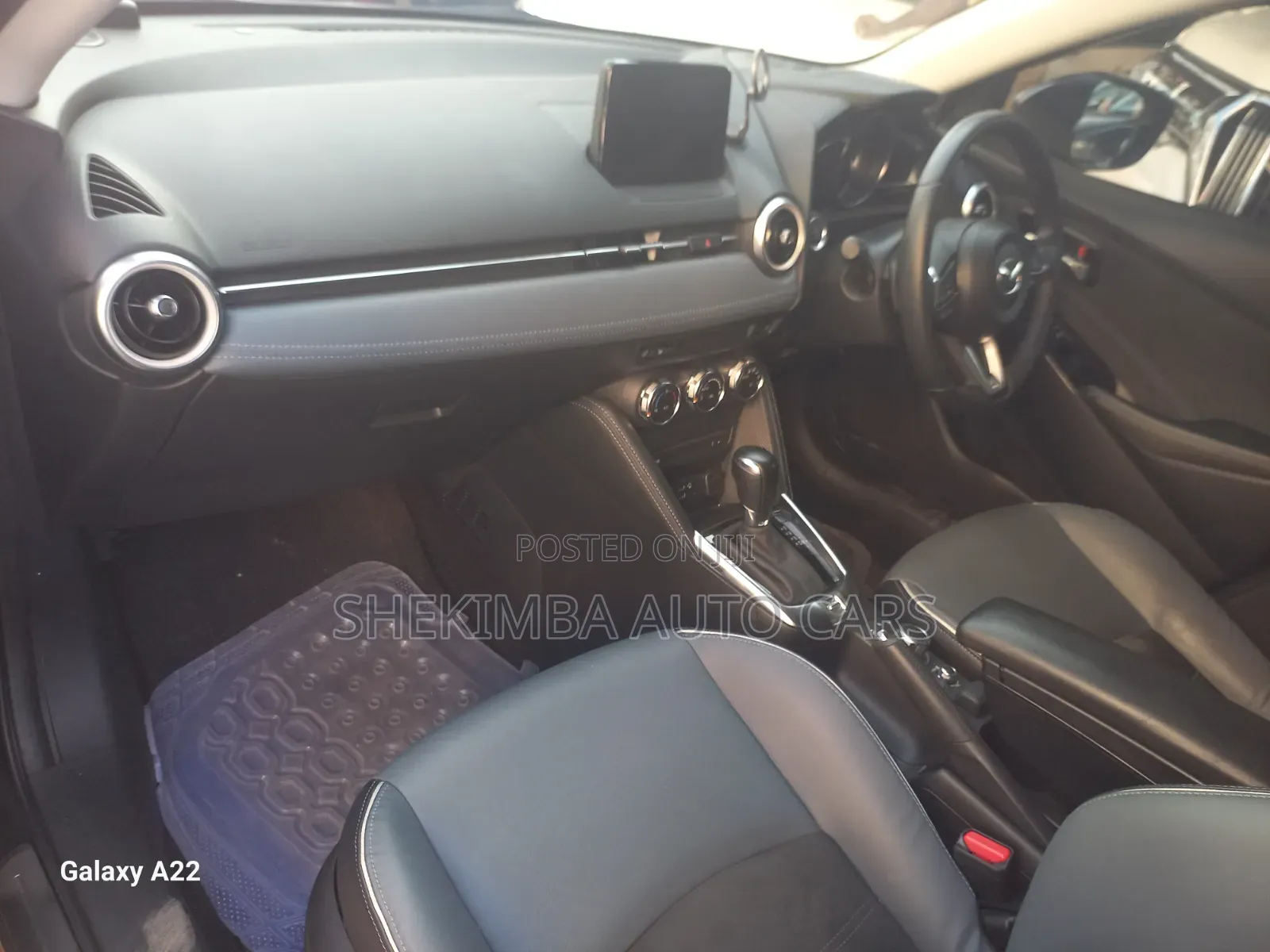 Mazda 2 2021 Gray