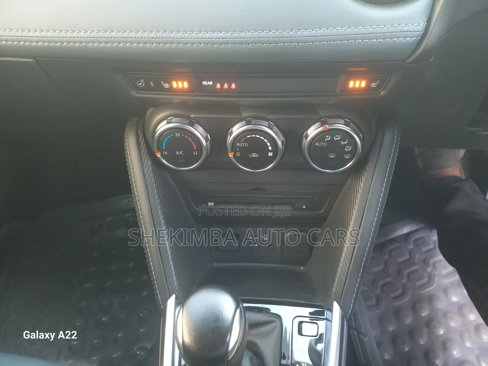 Mazda 2 2021 Gray
