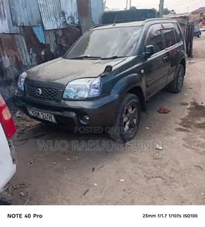 Nissan X-Trail 2.0 2004 Gray