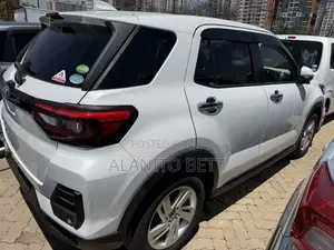 Toyota Raize 2020 White