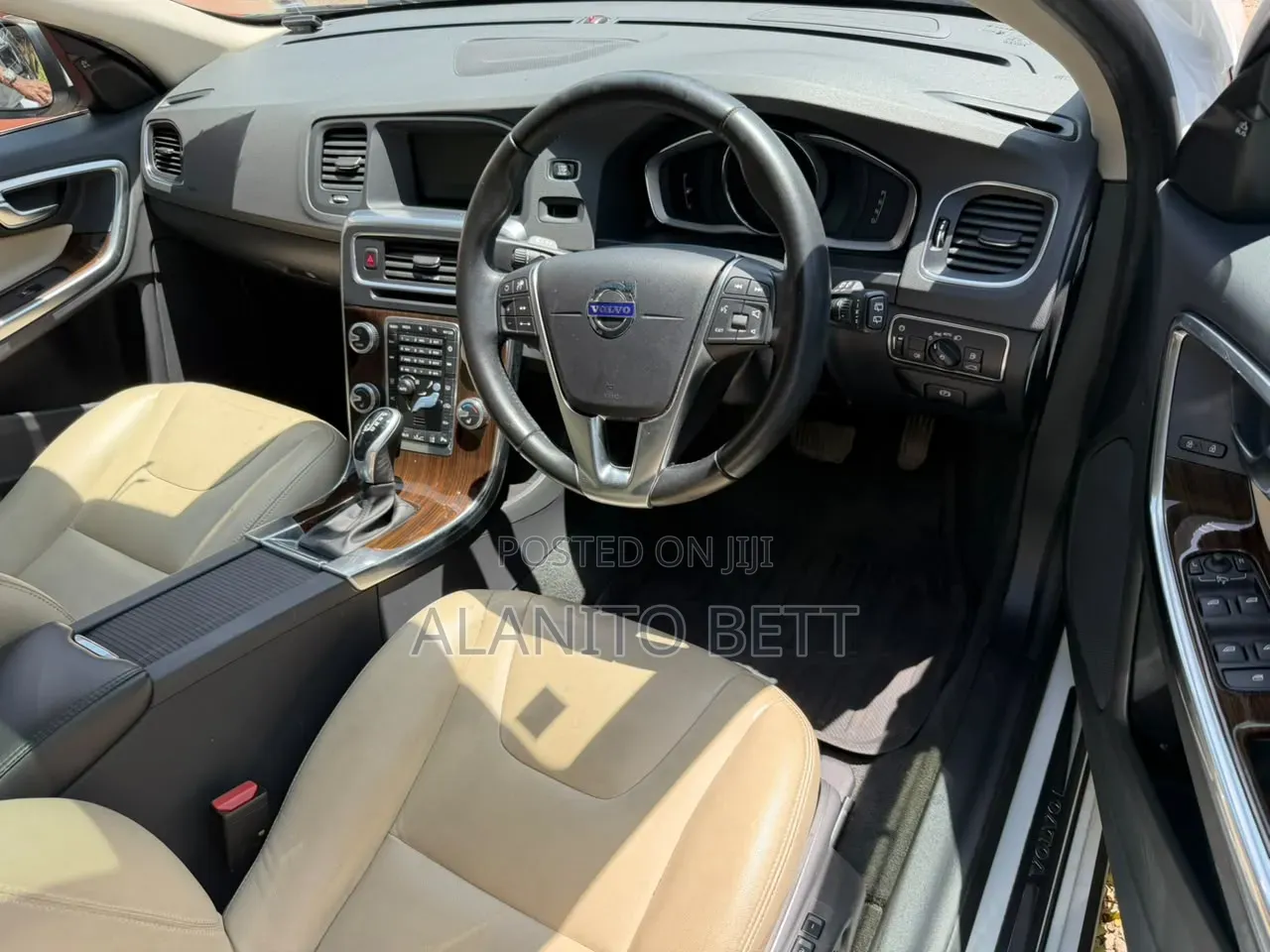 Volvo V60 2018 White