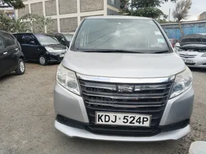 Toyota Noah 2016 Silver