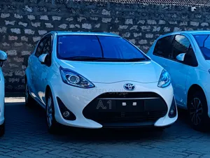 Toyota Aqua 2019 White