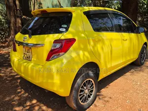 Toyota Vitz 2015 Yellow