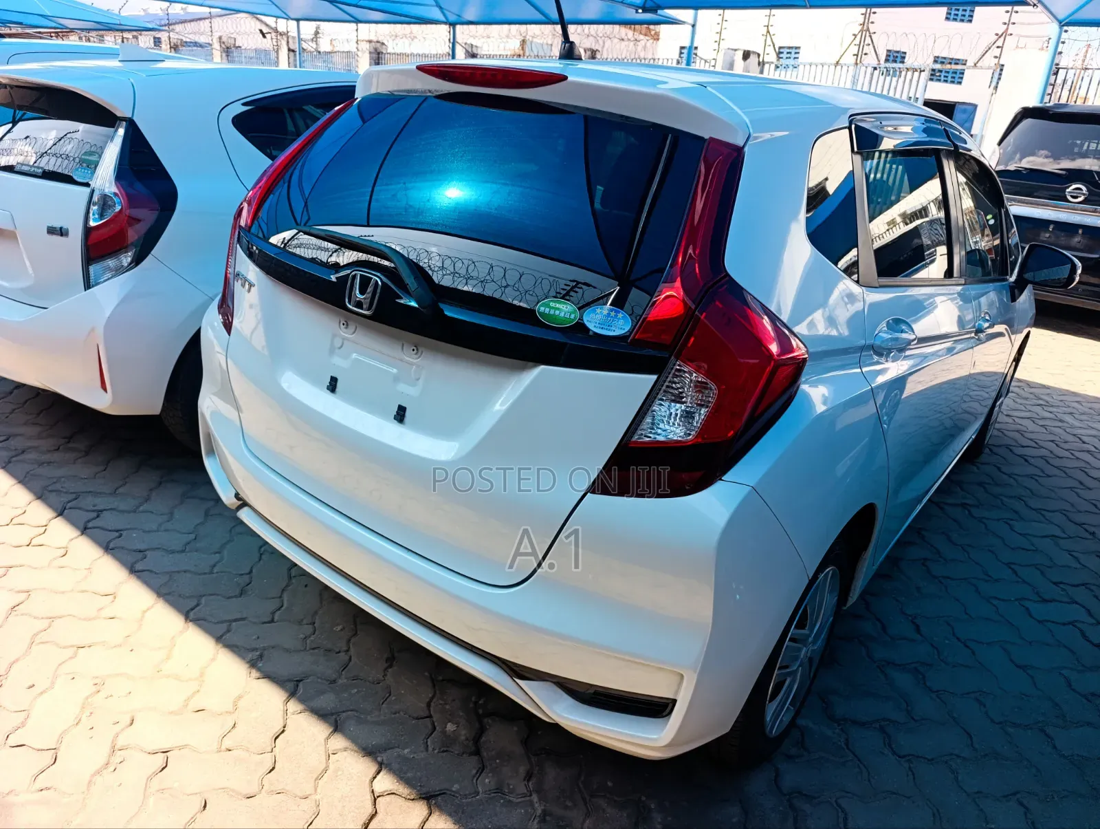 Honda Fit 2019 Off white