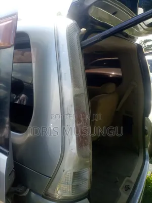 Nissan Serena 2017 Silver