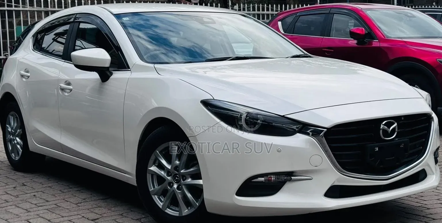 Mazda Axela 2019 White