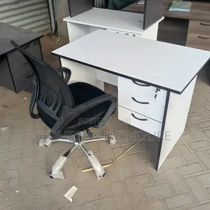 1meter Desk and Secretarial Office Mesh Chair
