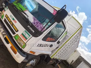 Isuzu FRR 33