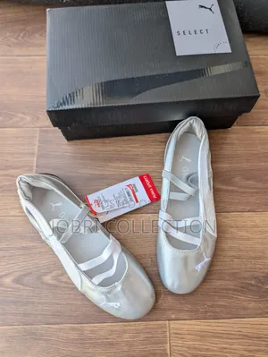 Ladies Puma Ballets Leather Silver Sneakers