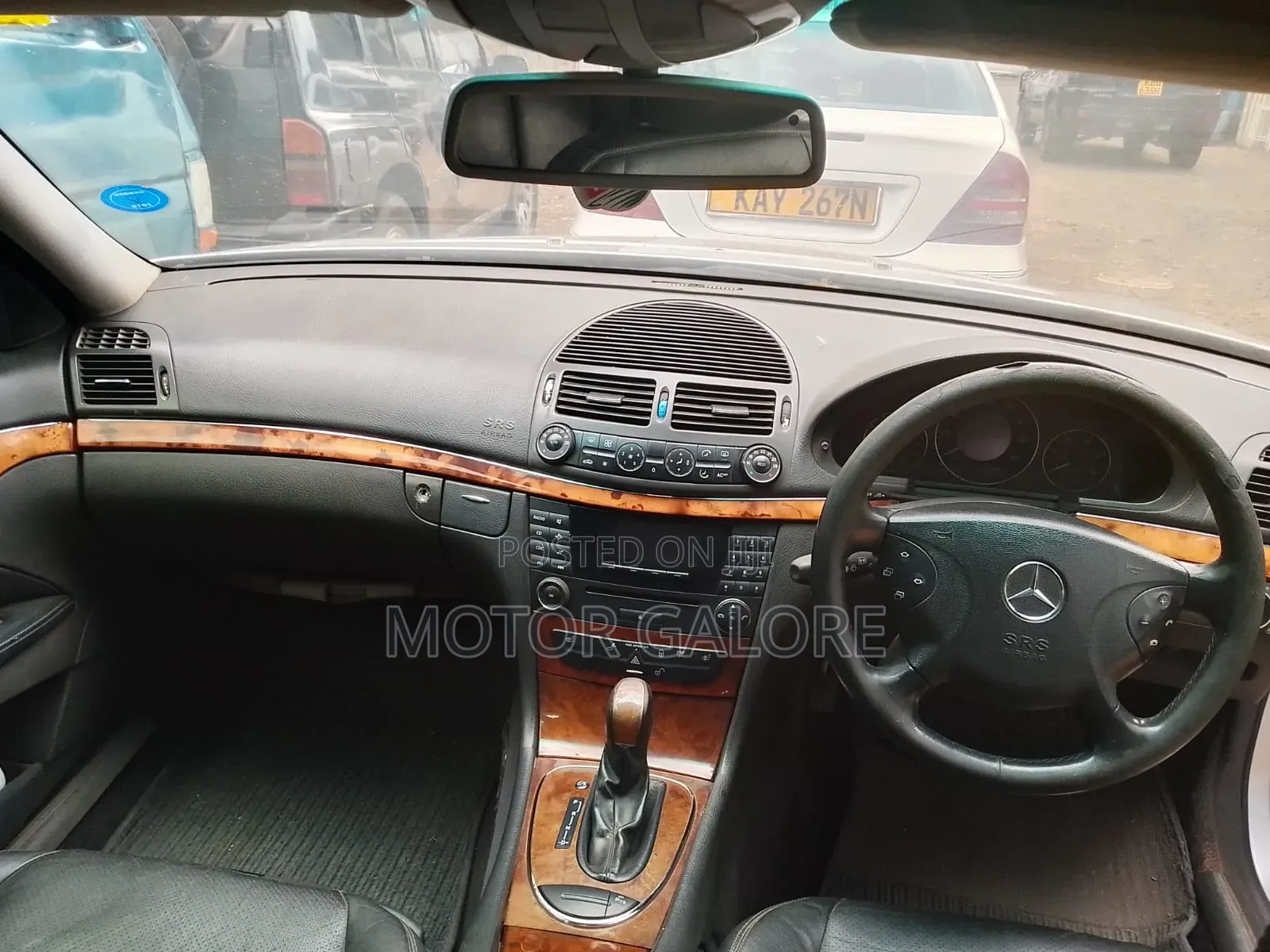 Mercedes-Benz E320 2004 Silver