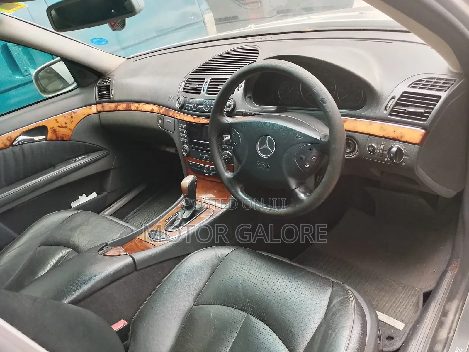 Mercedes-Benz E320 2004 Silver