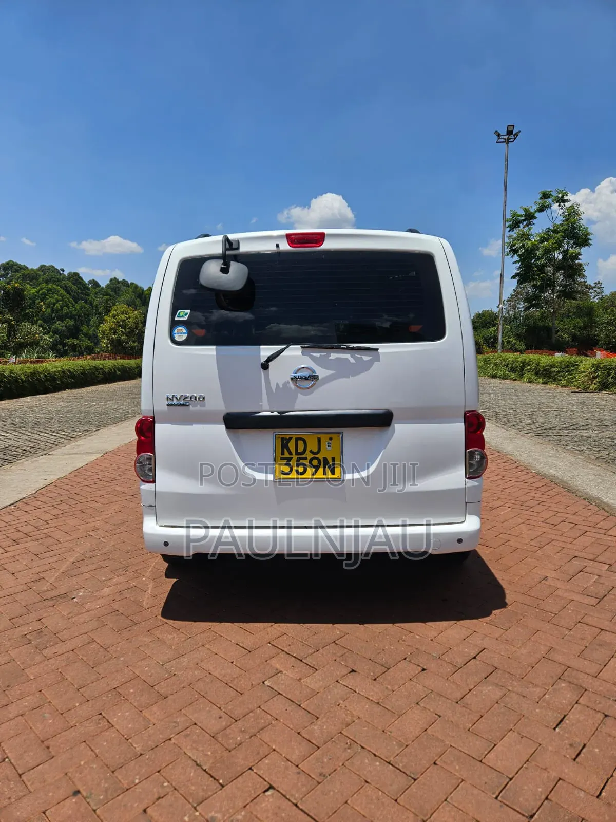 Nissan Vanette 2016 White