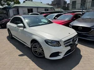 Mercedes-Benz C200 2020 White
