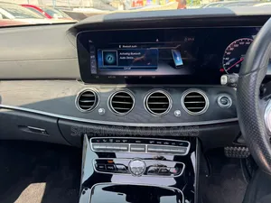 Mercedes-Benz C200 2020 White