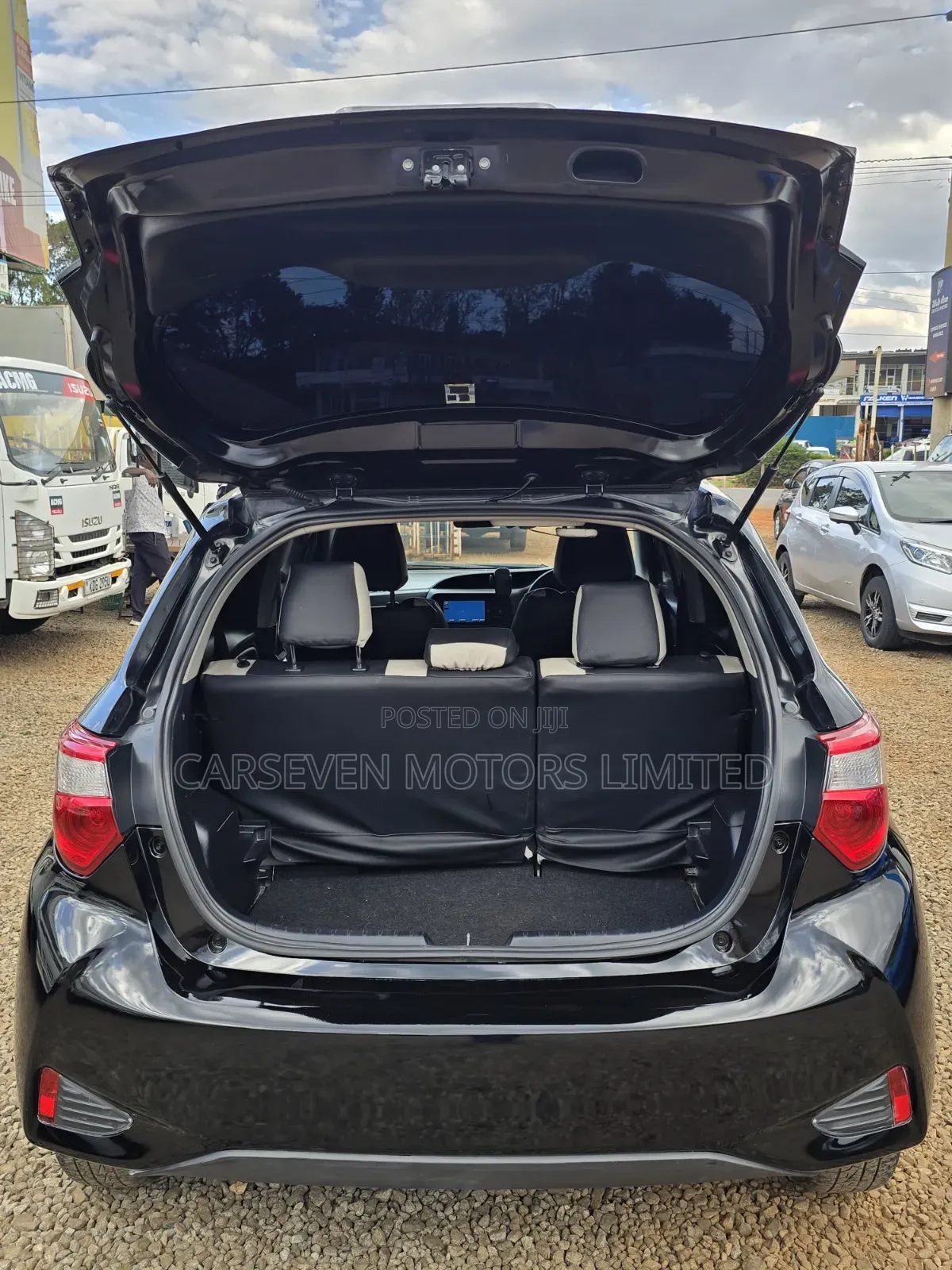 Toyota Vitz 2017 Black
