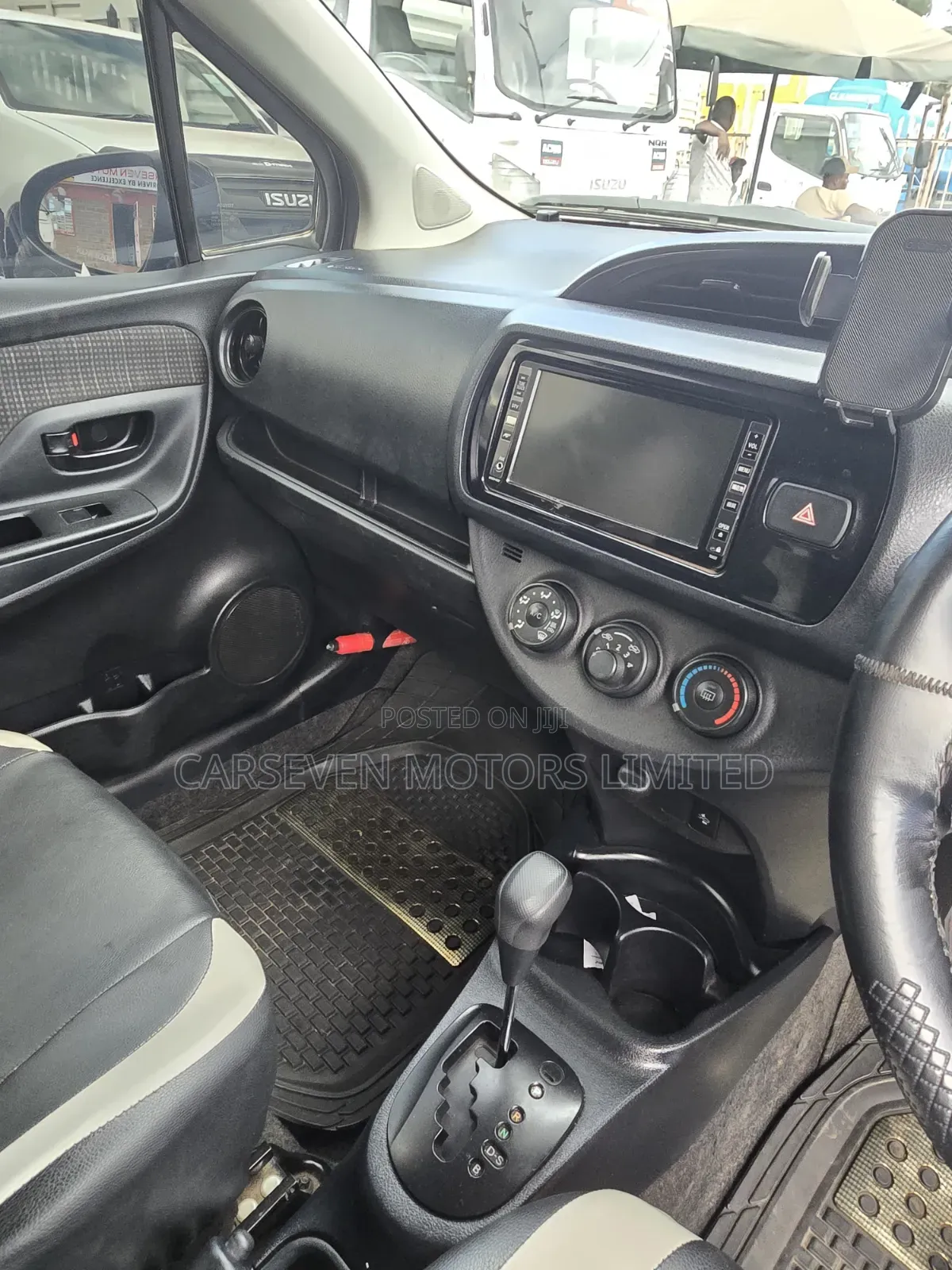 Toyota Vitz 2017 Black