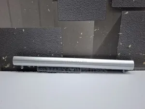 HP LA04 Notebook Battery.