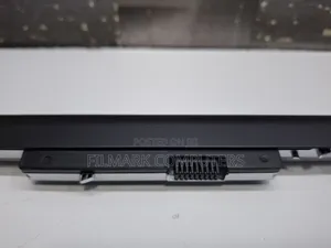 HP LA04 Notebook Battery.