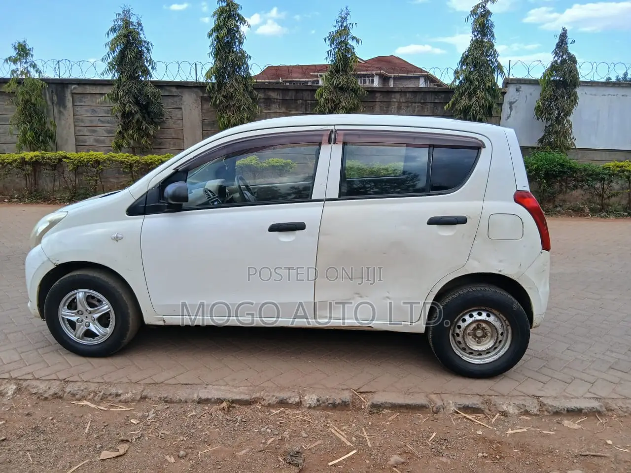 Suzuki Alto 2014 White