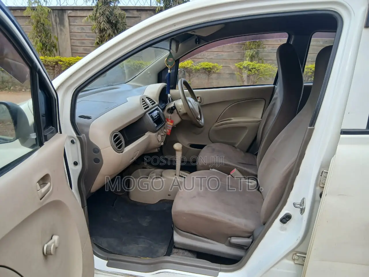 Suzuki Alto 2014 White