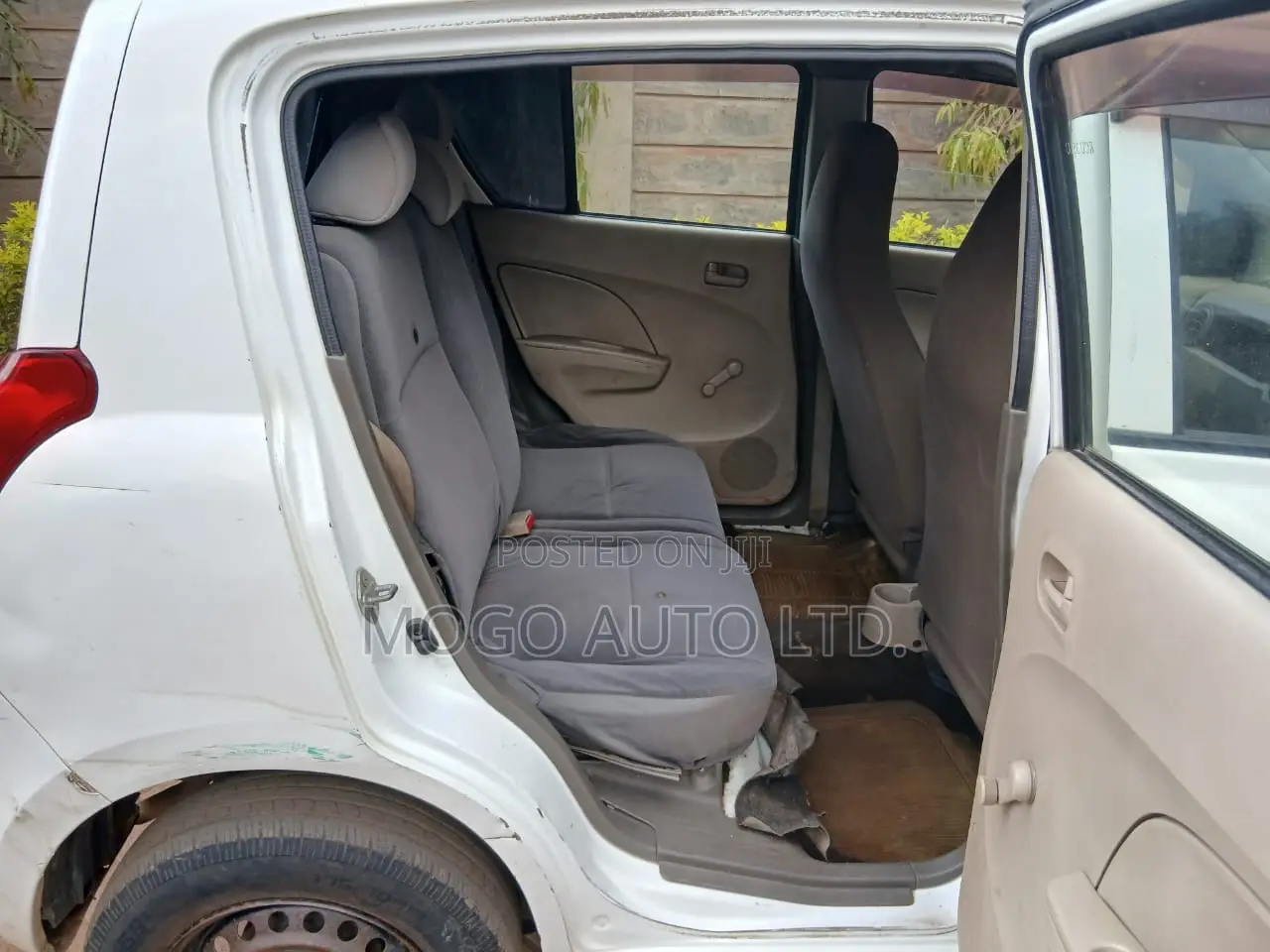 Suzuki Alto 2014 White