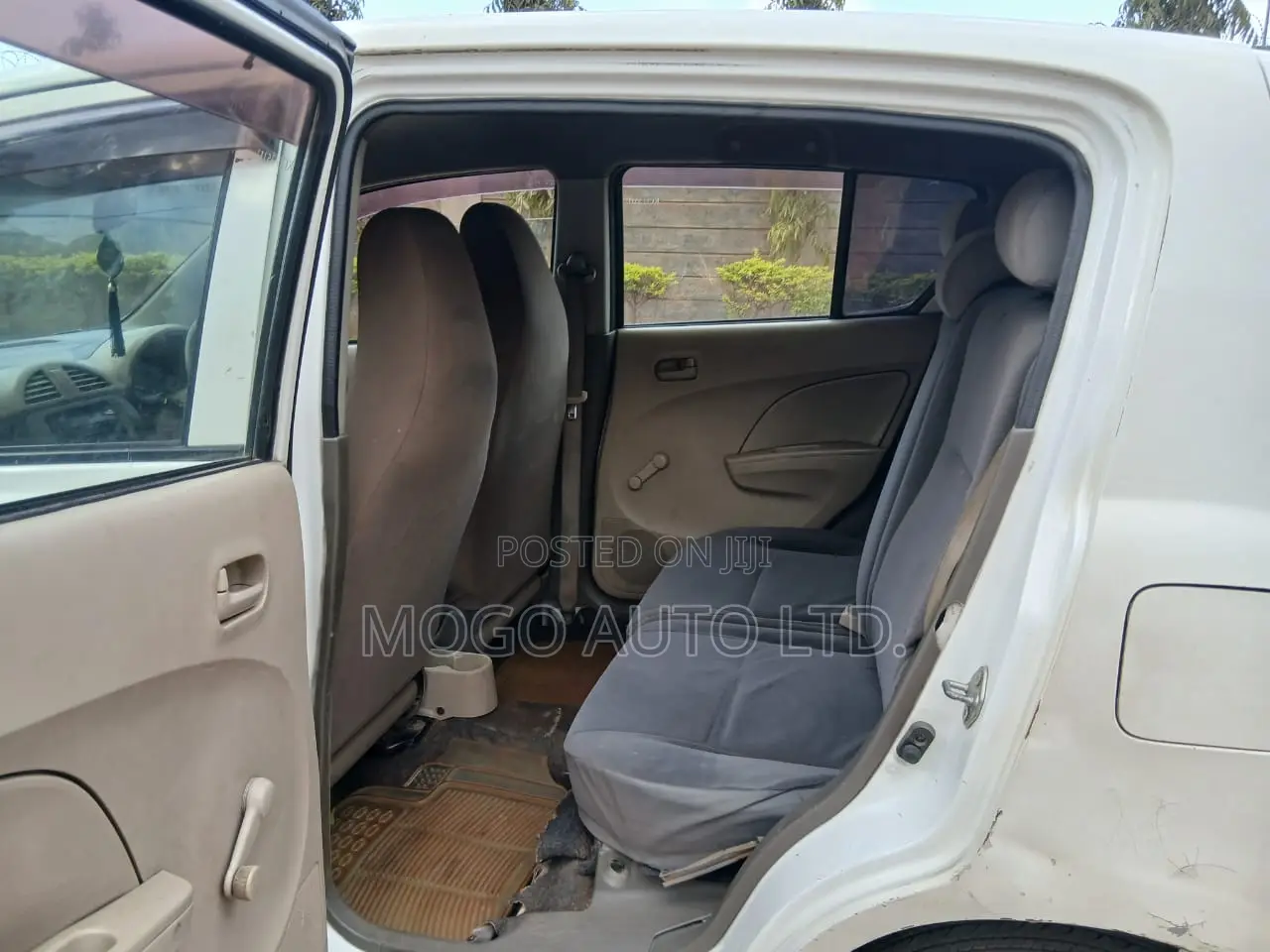 Suzuki Alto 2014 White