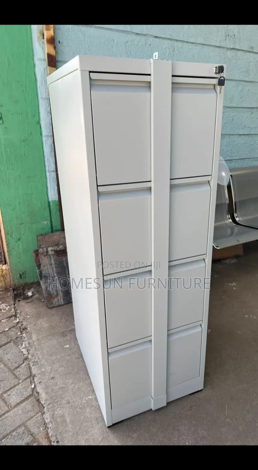 4 Drawers Filing Cabinet With Bar Lock