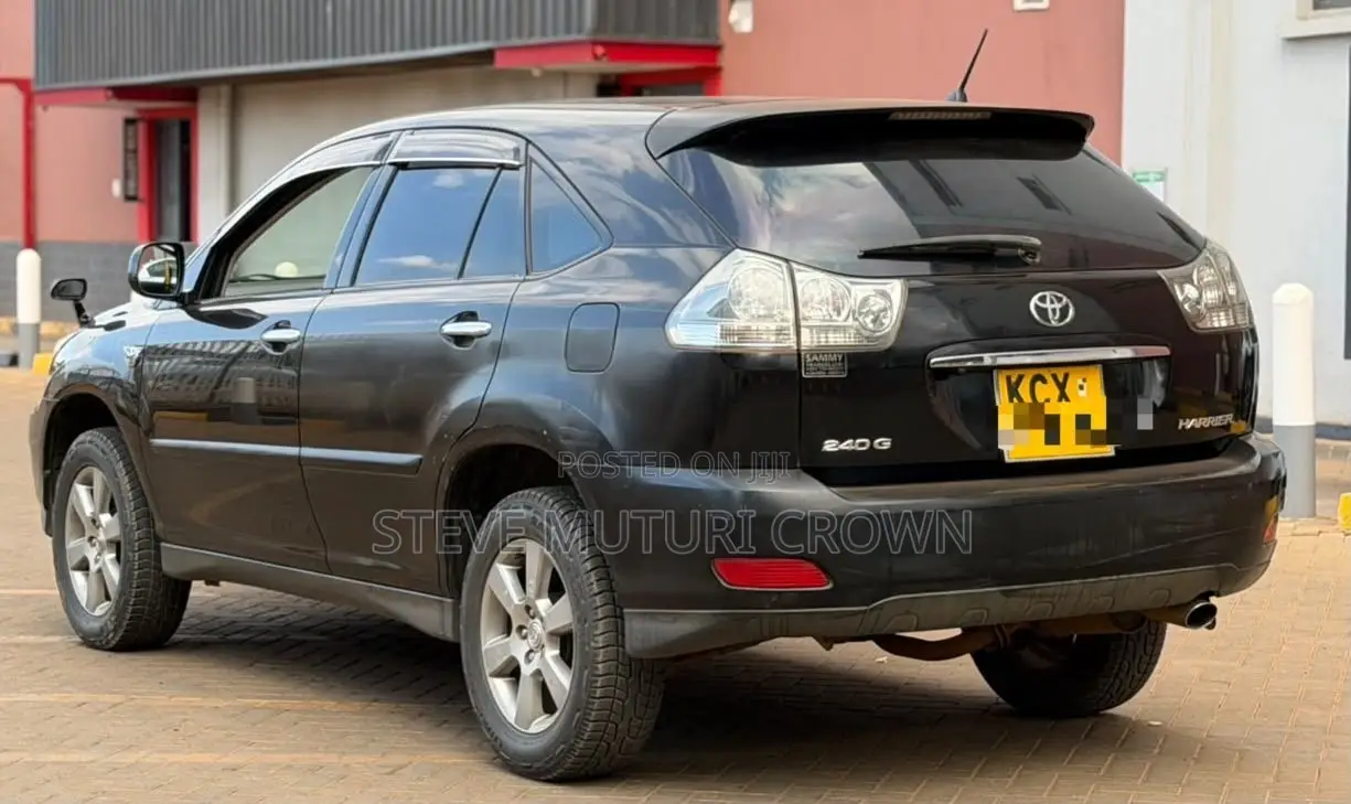 Toyota Harrier 2.4 2012 Black