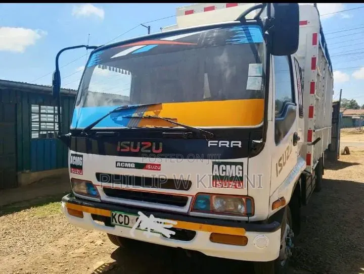 Isuzu FRR KCD 2014 White