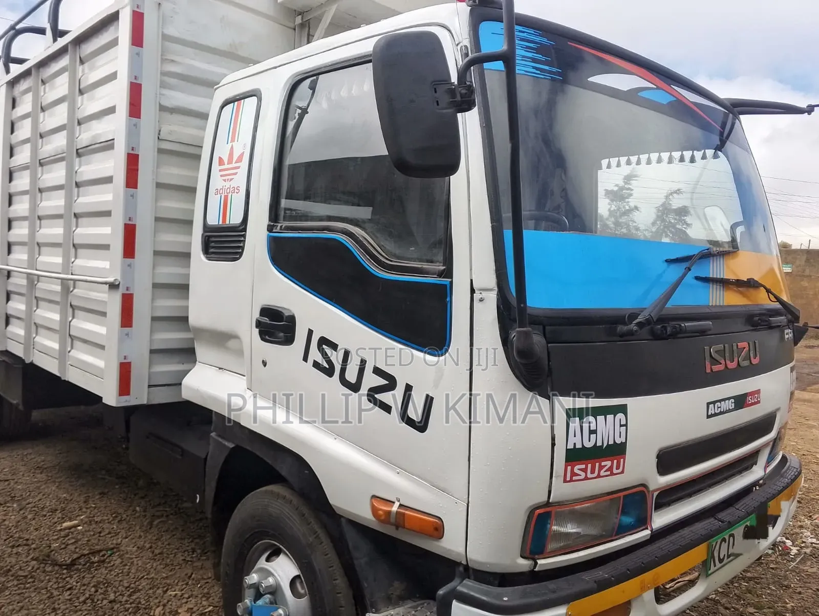 Isuzu FRR KCD 2014 White