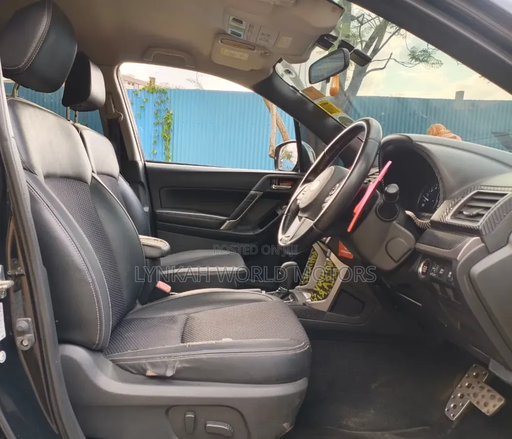 Subaru Forester 2017 Black