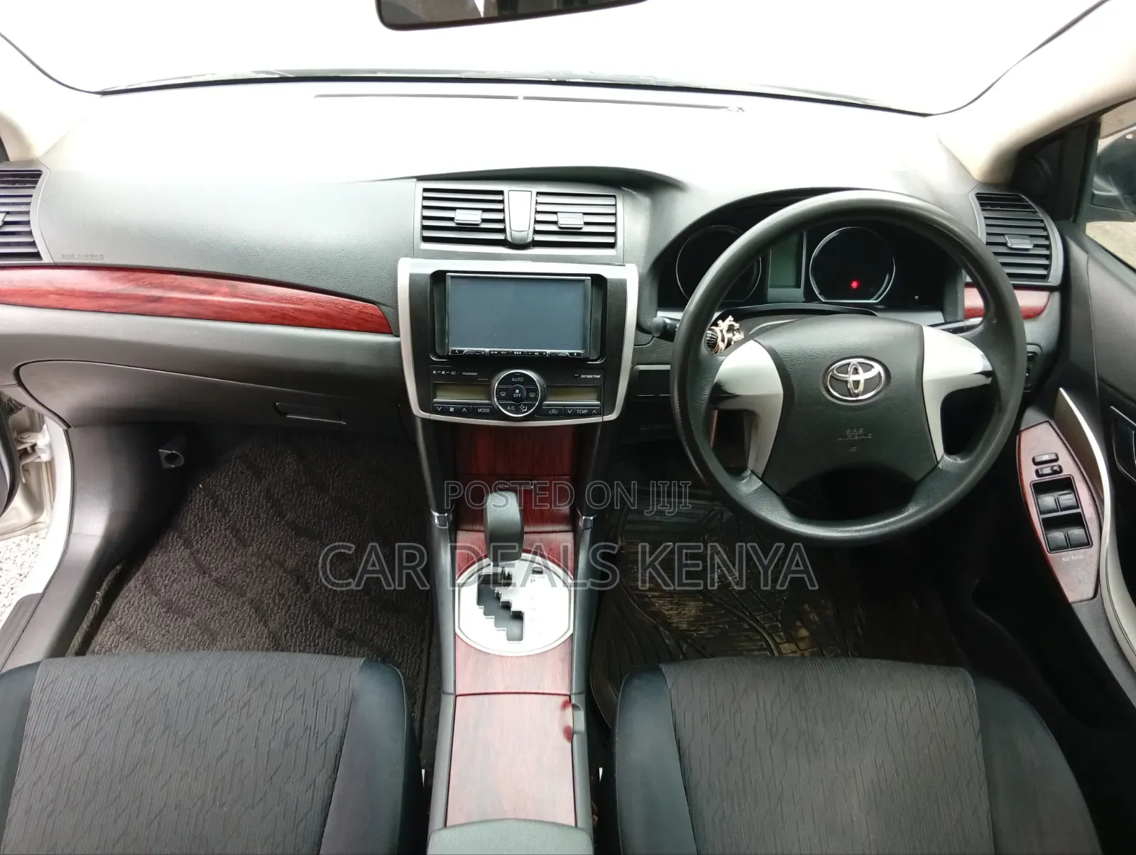 Toyota Allion 2010 Silver