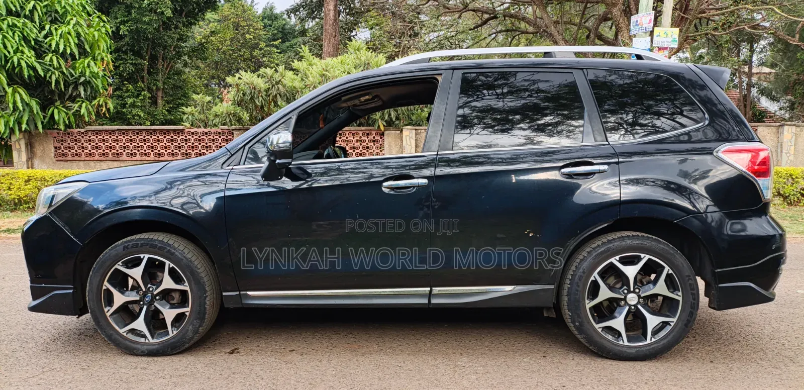 Subaru Forester 2017 Black