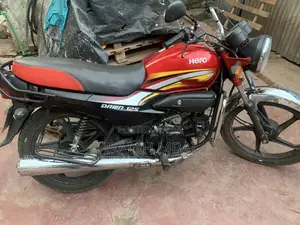 Hero Dawn 125 2017 Red