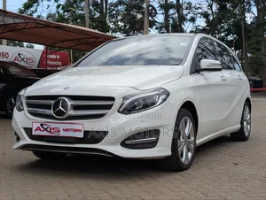 Mercedes-Benz B-Class B180 Petrol 2015 White