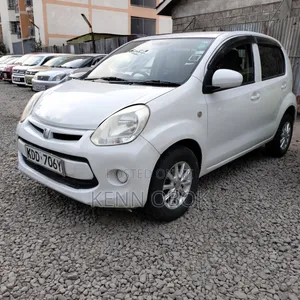 Toyota Passo 1.0 FWD 2015 White